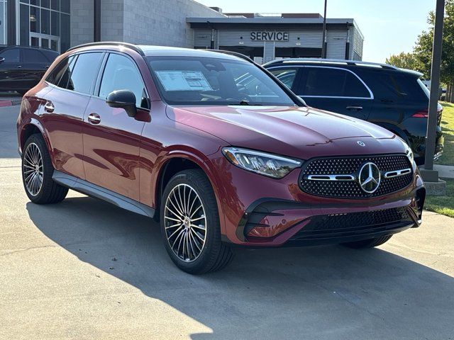 2025 Mercedes-Benz GLC 300