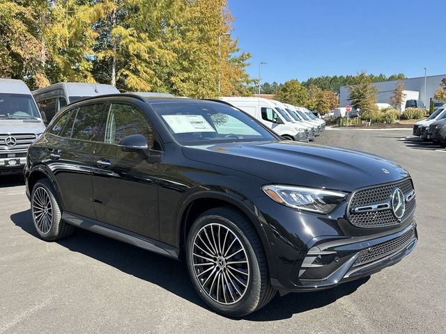 2025 Mercedes-Benz GLC 300