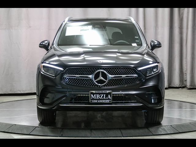 2025 Mercedes-Benz GLC 300