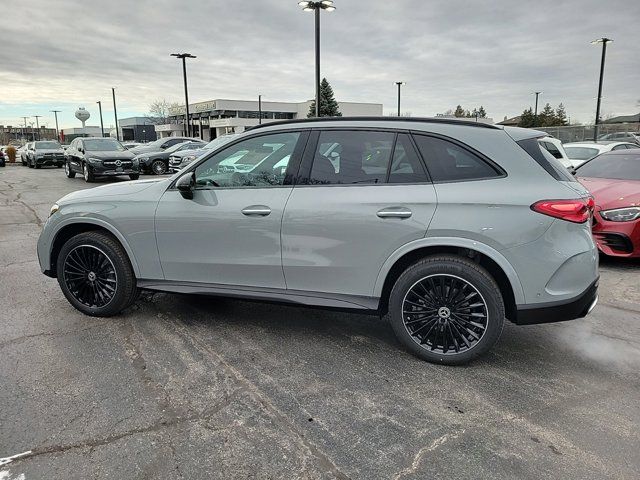 2025 Mercedes-Benz GLC 300