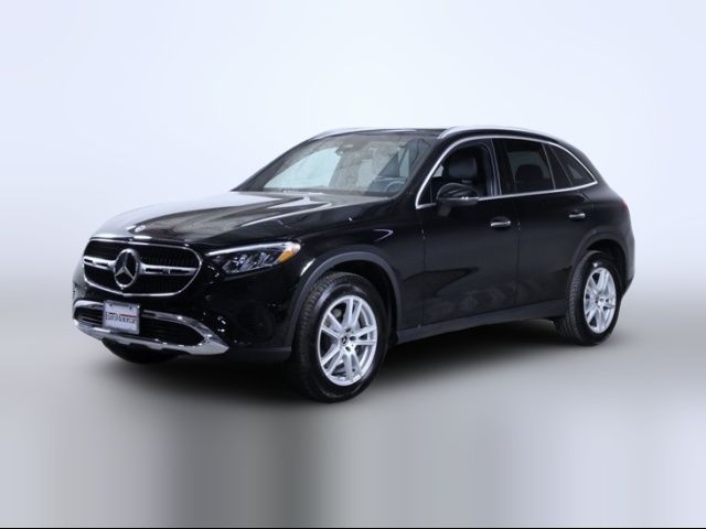 2025 Mercedes-Benz GLC 300