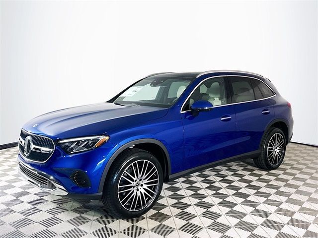 2025 Mercedes-Benz GLC 300