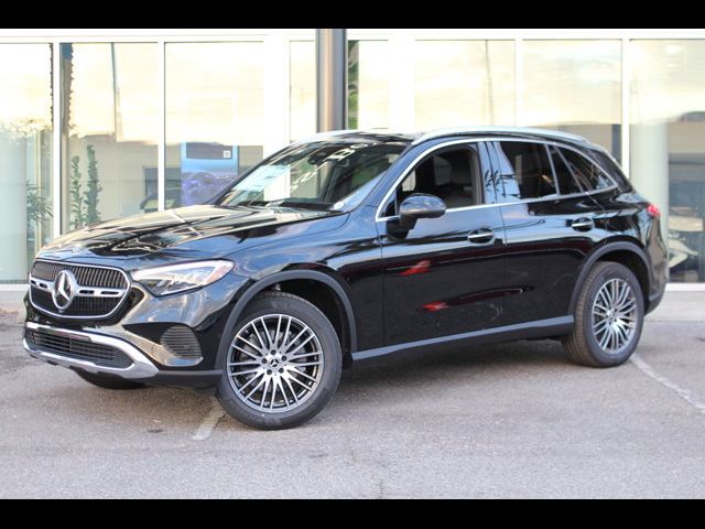 2025 Mercedes-Benz GLC 300