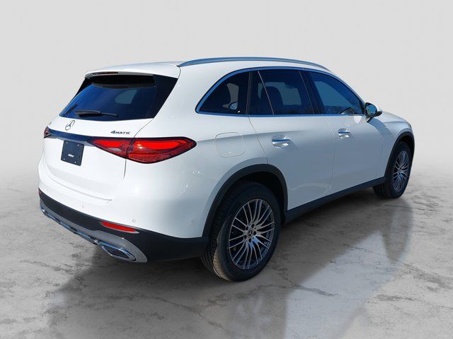 2025 Mercedes-Benz GLC 300