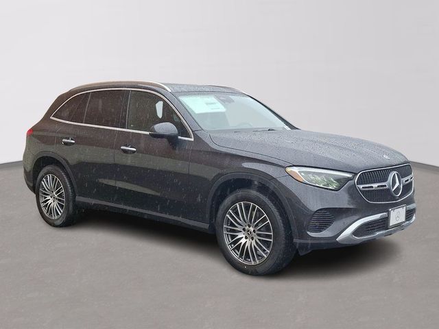 2025 Mercedes-Benz GLC 300