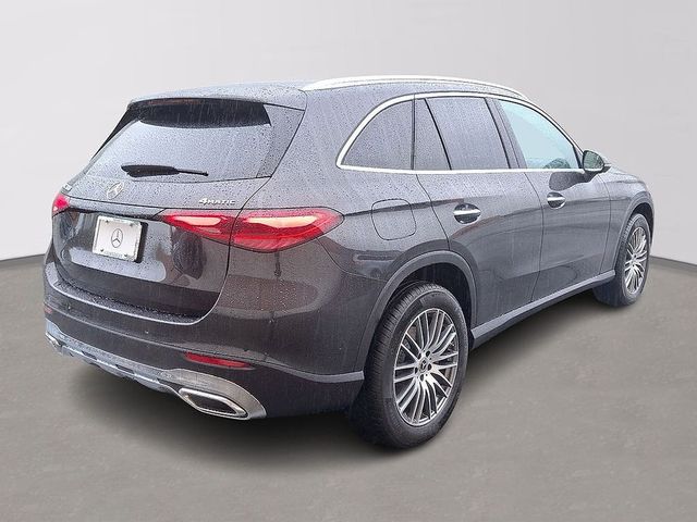 2025 Mercedes-Benz GLC 300