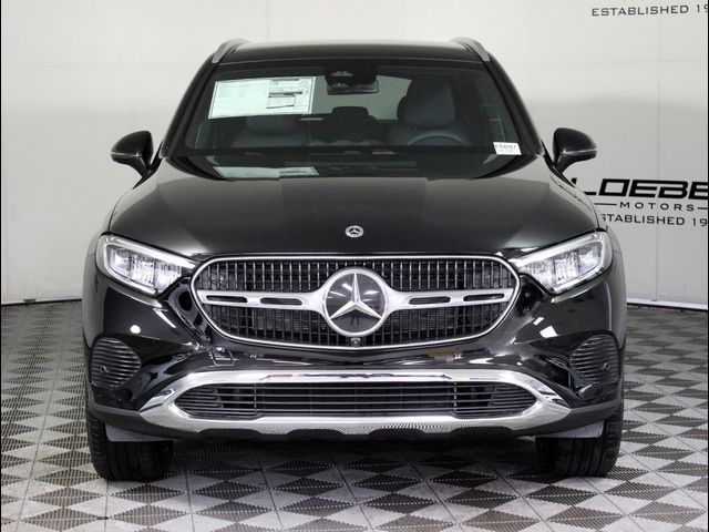 2025 Mercedes-Benz GLC 300