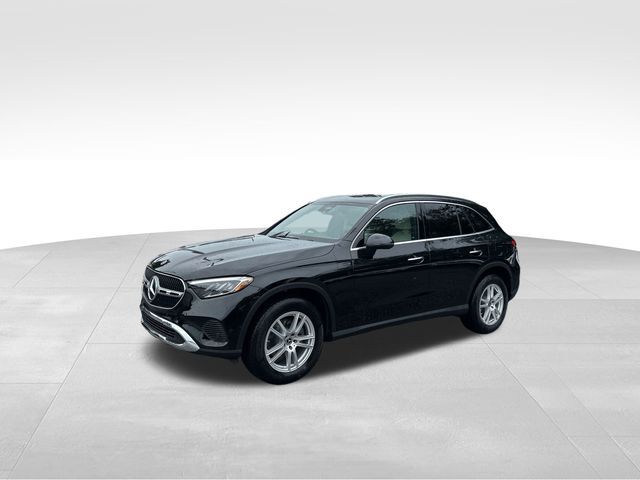 2025 Mercedes-Benz GLC 300
