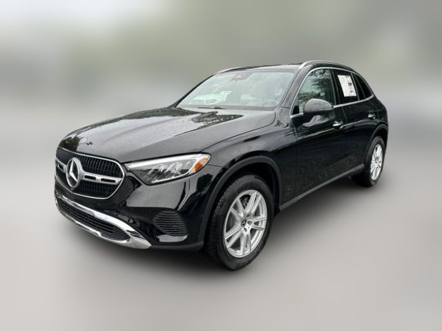 2025 Mercedes-Benz GLC 300
