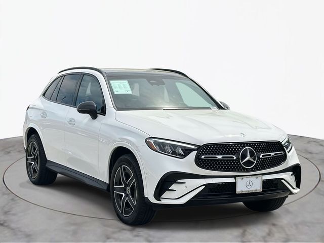 2025 Mercedes-Benz GLC 300
