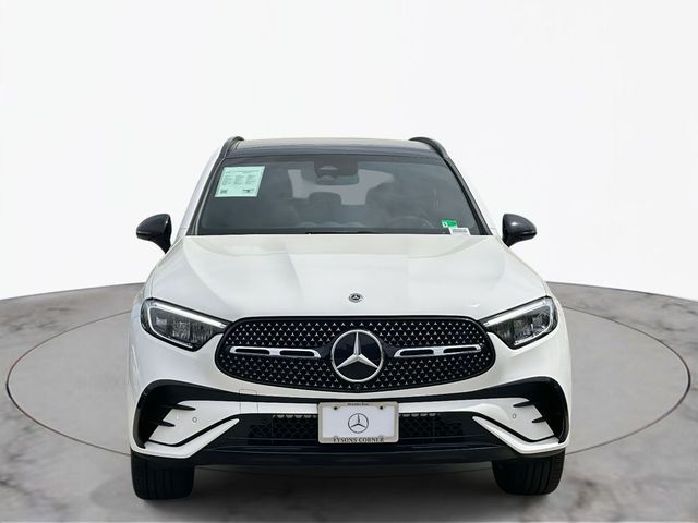 2025 Mercedes-Benz GLC 300