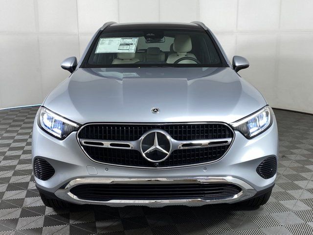 2025 Mercedes-Benz GLC 300