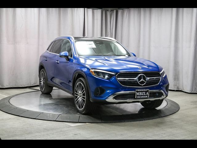 2025 Mercedes-Benz GLC 300