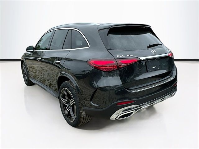 2025 Mercedes-Benz GLC 300