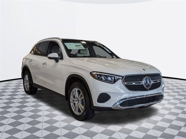 2025 Mercedes-Benz GLC 300