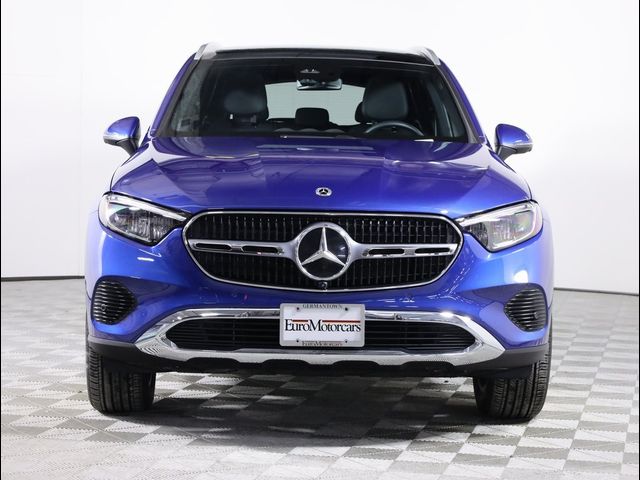 2025 Mercedes-Benz GLC 300