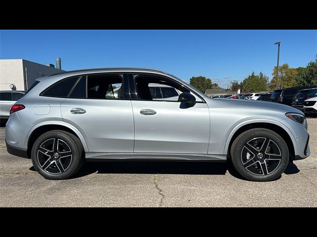 2025 Mercedes-Benz GLC 300