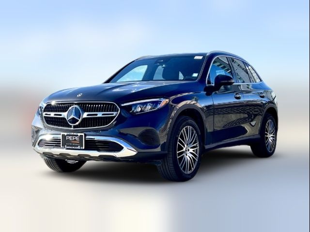 2025 Mercedes-Benz GLC 300