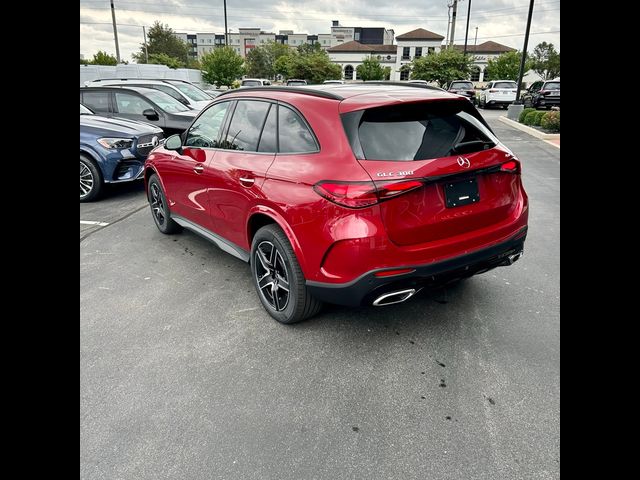 2025 Mercedes-Benz GLC 300