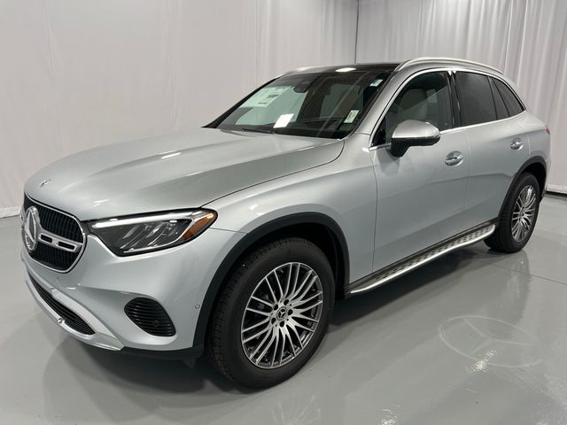 2025 Mercedes-Benz GLC 300