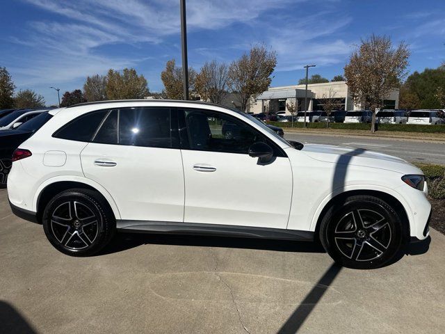 2025 Mercedes-Benz GLC 300