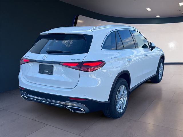 2025 Mercedes-Benz GLC 300