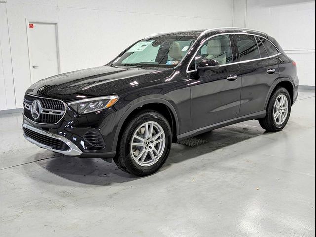 2025 Mercedes-Benz GLC 300