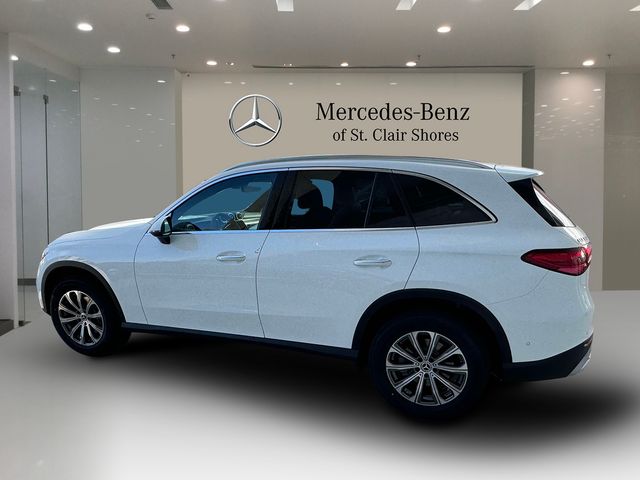 2025 Mercedes-Benz GLC 300