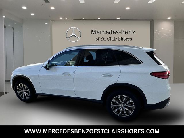 2025 Mercedes-Benz GLC 300