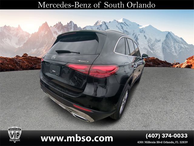 2025 Mercedes-Benz GLC 300