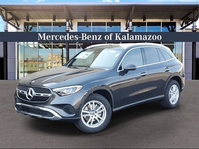 2025 Mercedes-Benz GLC 300