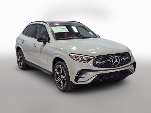 2025 Mercedes-Benz GLC 300