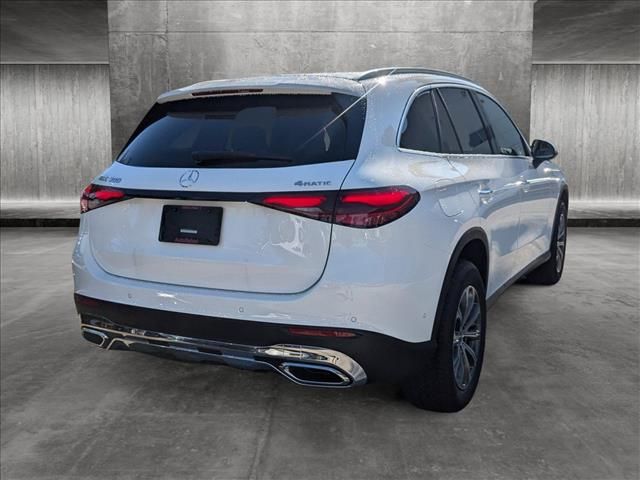 2025 Mercedes-Benz GLC 300