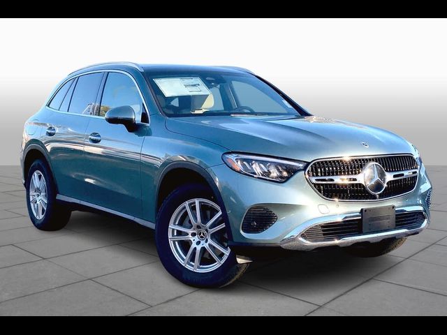 2025 Mercedes-Benz GLC 300