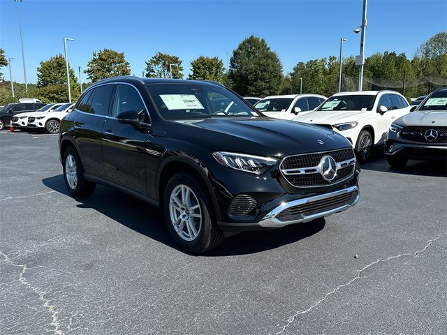 2025 Mercedes-Benz GLC 300