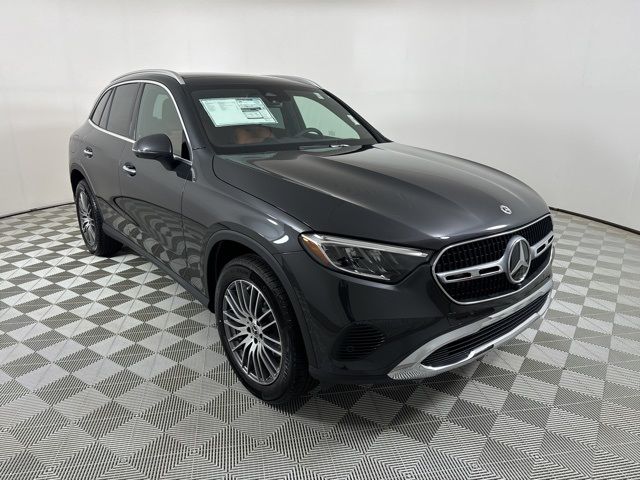 2025 Mercedes-Benz GLC 300