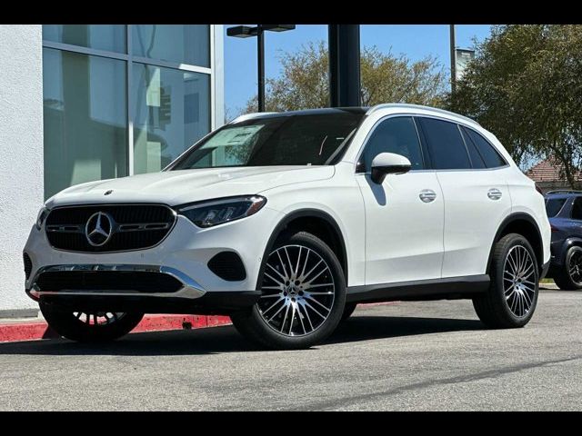 2025 Mercedes-Benz GLC 300