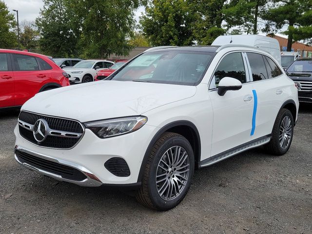 2025 Mercedes-Benz GLC 300