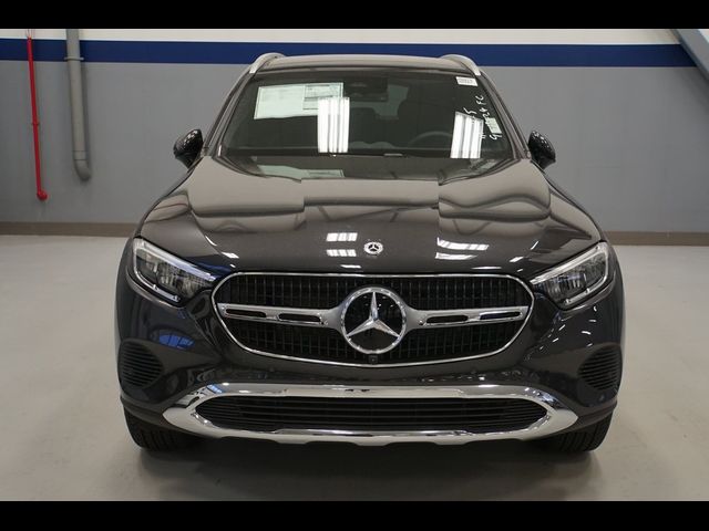 2025 Mercedes-Benz GLC 300