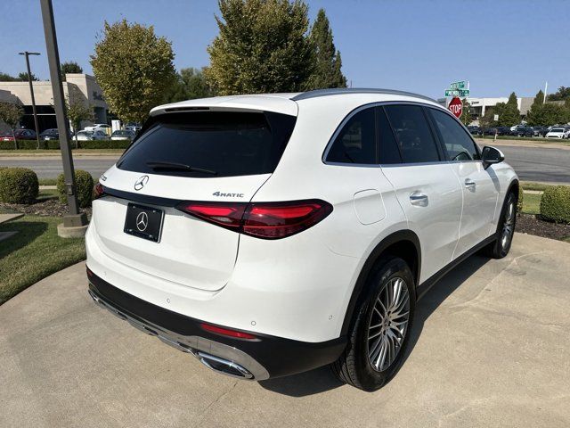 2025 Mercedes-Benz GLC 300