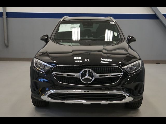 2025 Mercedes-Benz GLC 300