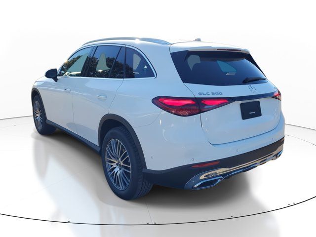 2025 Mercedes-Benz GLC 300