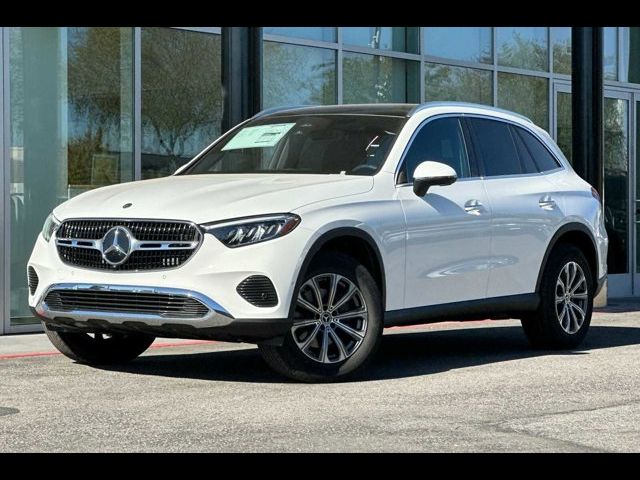 2025 Mercedes-Benz GLC 300