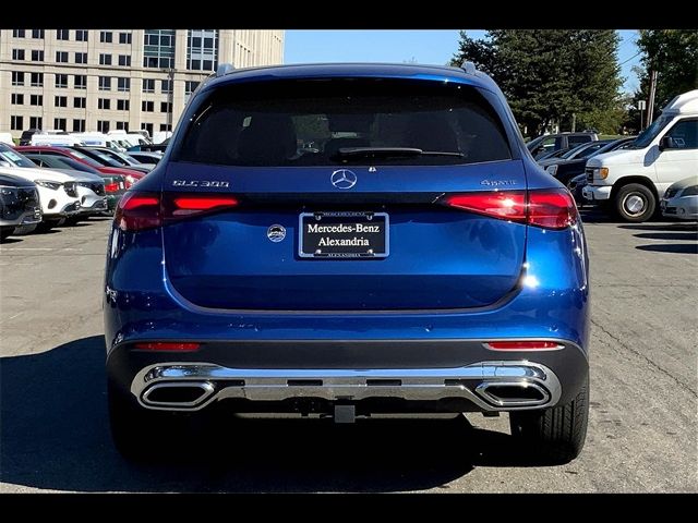 2025 Mercedes-Benz GLC 300