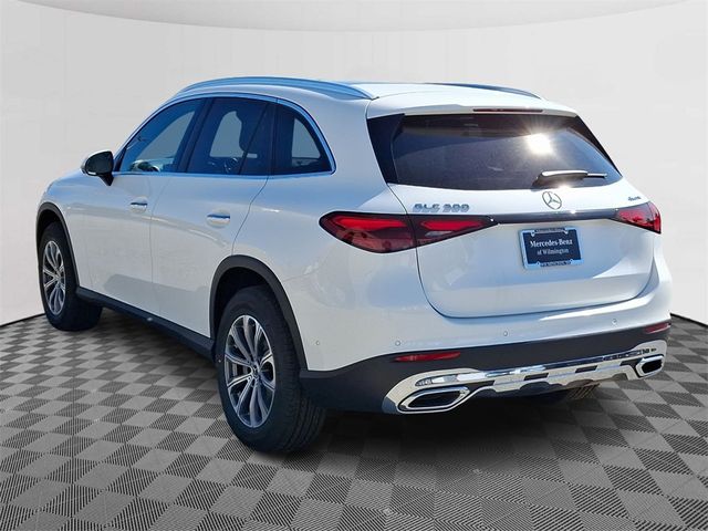 2025 Mercedes-Benz GLC 300