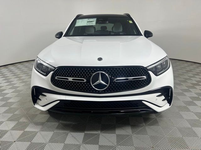 2025 Mercedes-Benz GLC 300