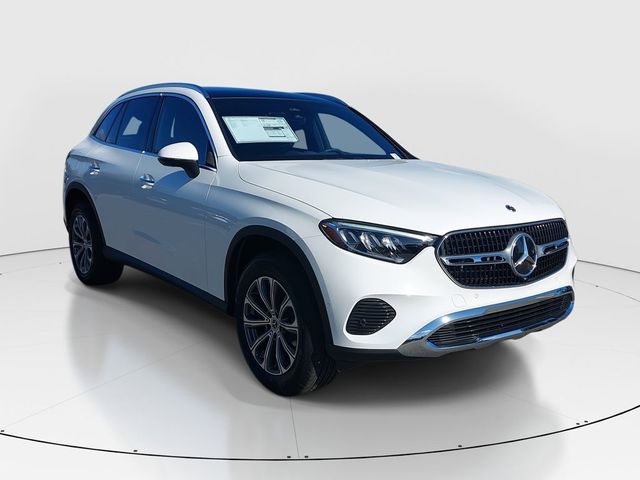 2025 Mercedes-Benz GLC 300