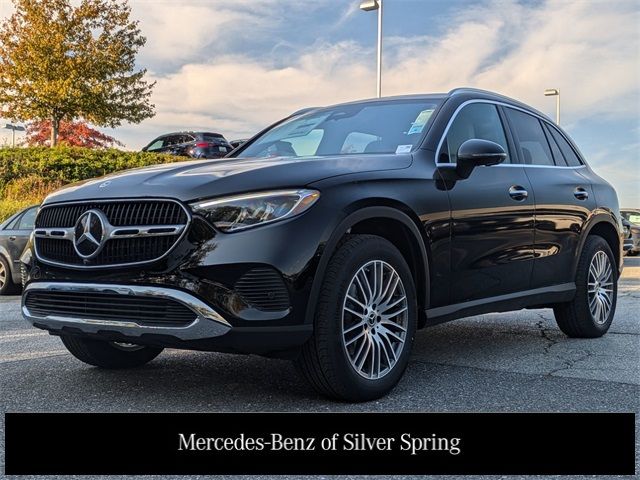 2025 Mercedes-Benz GLC 300