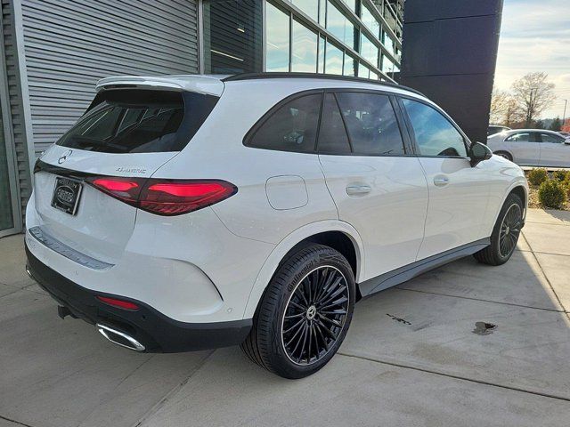 2025 Mercedes-Benz GLC 300