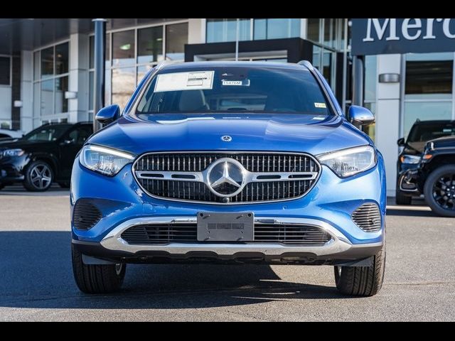 2025 Mercedes-Benz GLC 300